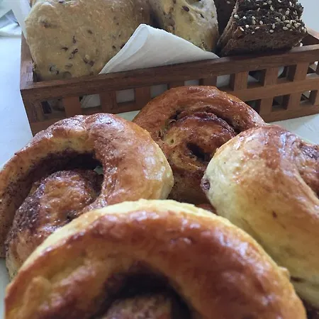 Alojamento de Acomodação e Pequeno-almoço Bb 3*